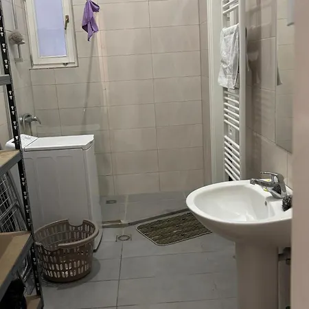 Centre Apartment-3 Bedroom, Vjecna Vatra Apartament