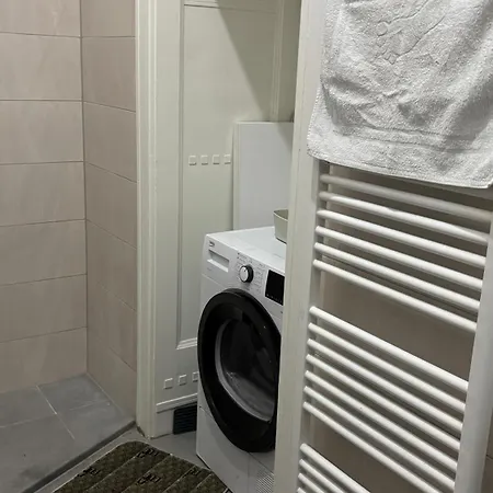 アパート Centre Apartment-3 Bedroom, Vjecna Vatra サラエヴォ