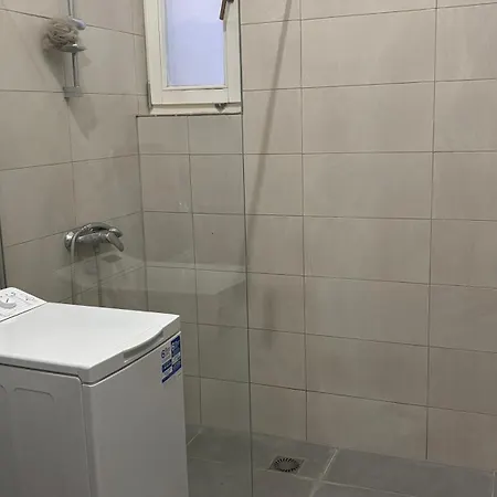 Centre Apartment-3 Bedroom, Vjecna Vatra Apartament *