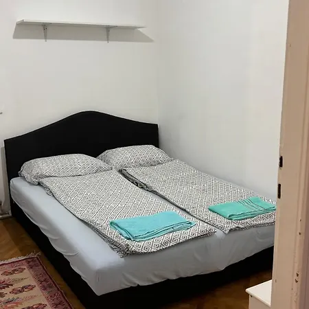 アパート Centre Apartment-3 Bedroom, Vjecna Vatra *